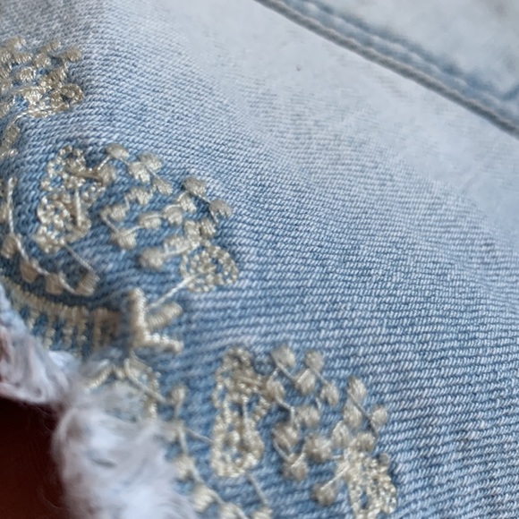 Low rise denim jean shorts with embroidered detailing 12 - Picture 9 of 11